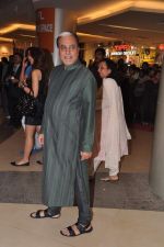 at Dabangg 2 premiere in PVR, Mumbai on 20th Dec 2012 (110).JPG